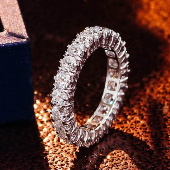 Anéis da moda em ouro 14K Def Vvs Moissanite Redondo Oec Eternity Aliança de casamento Ouro 10K 18K para mulheres Anéis de noiva para casar